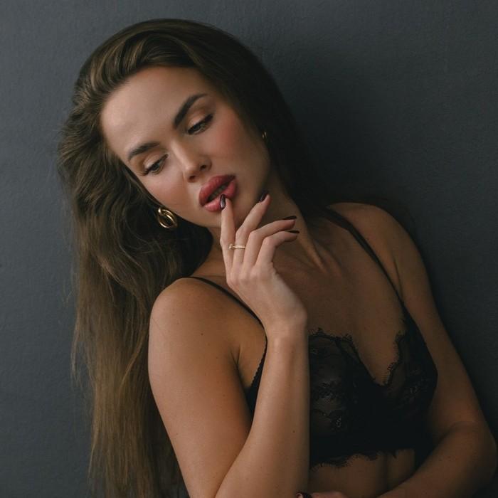 Pretty pen pal Valeriya, 27 yrs.old from Eastern Europe