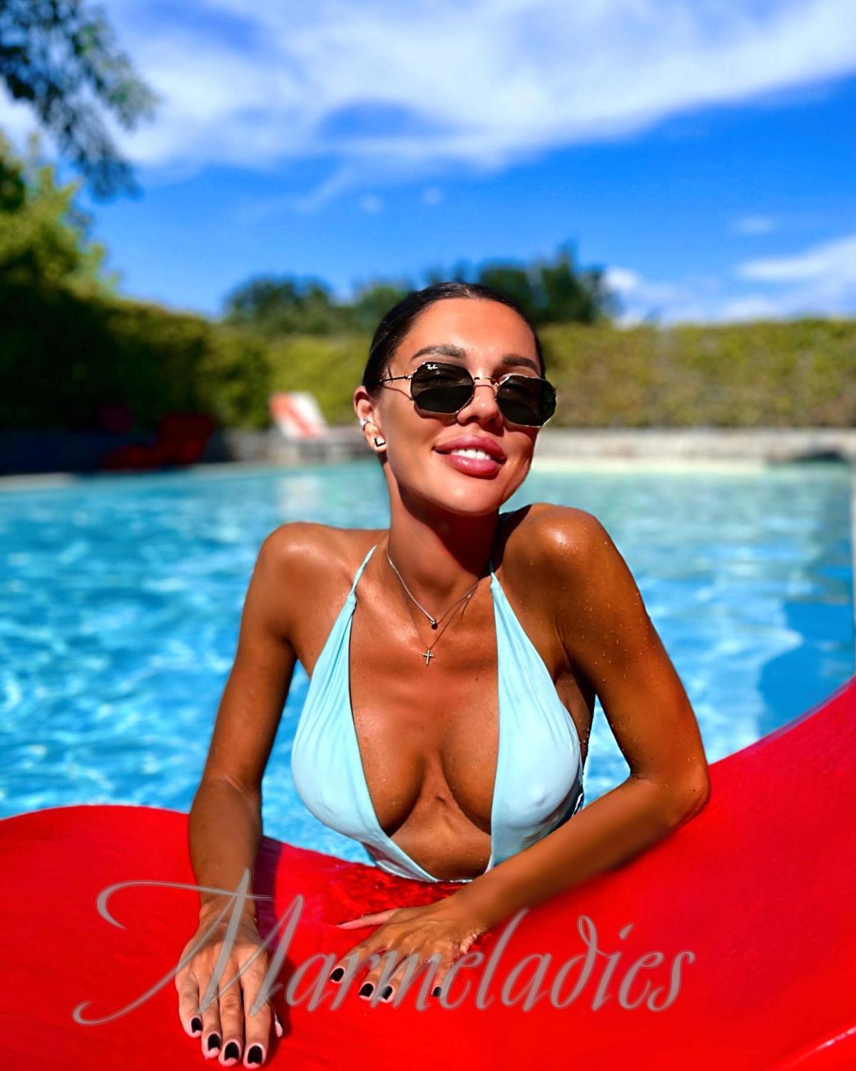 Gorgeous mail order bride Maryna, 38 yrs.old from Kyiv, Ukraine