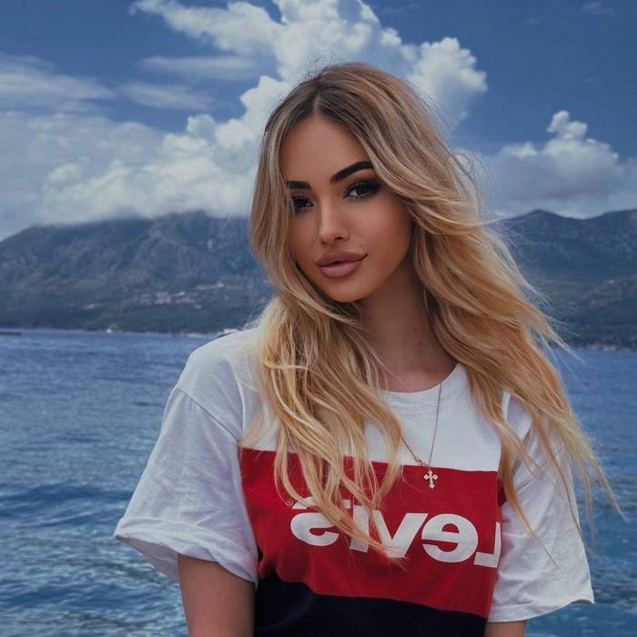 Beautiful mail order bride Diana, 27 yrs.old from Odessa, Ukraine