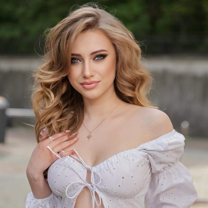 Amazing mail order bride Tatiana, 23 yrs.old from Kiev, Ukraine