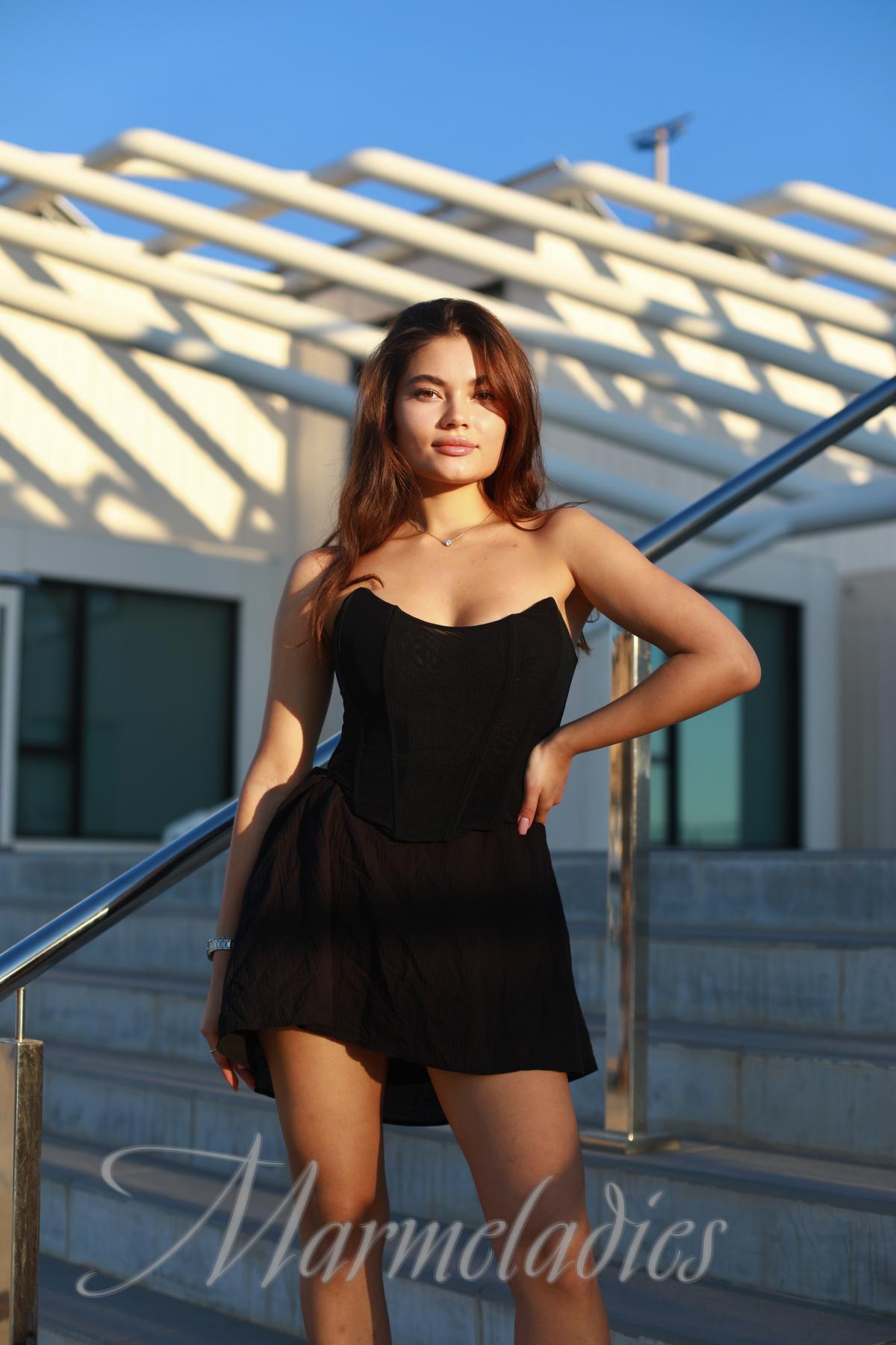 Charming mail order bride Svetlana, 21 yrs.old from Alicante, Spain