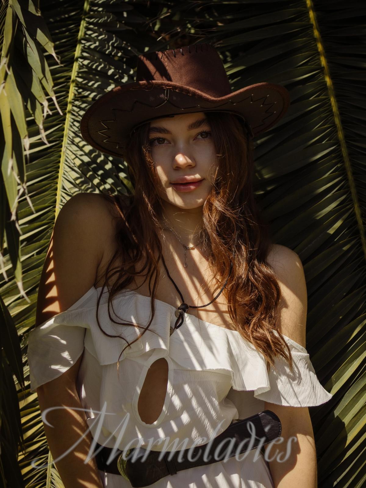 Nice bride Svetlana, 21 yrs.old from Alicante, Spain