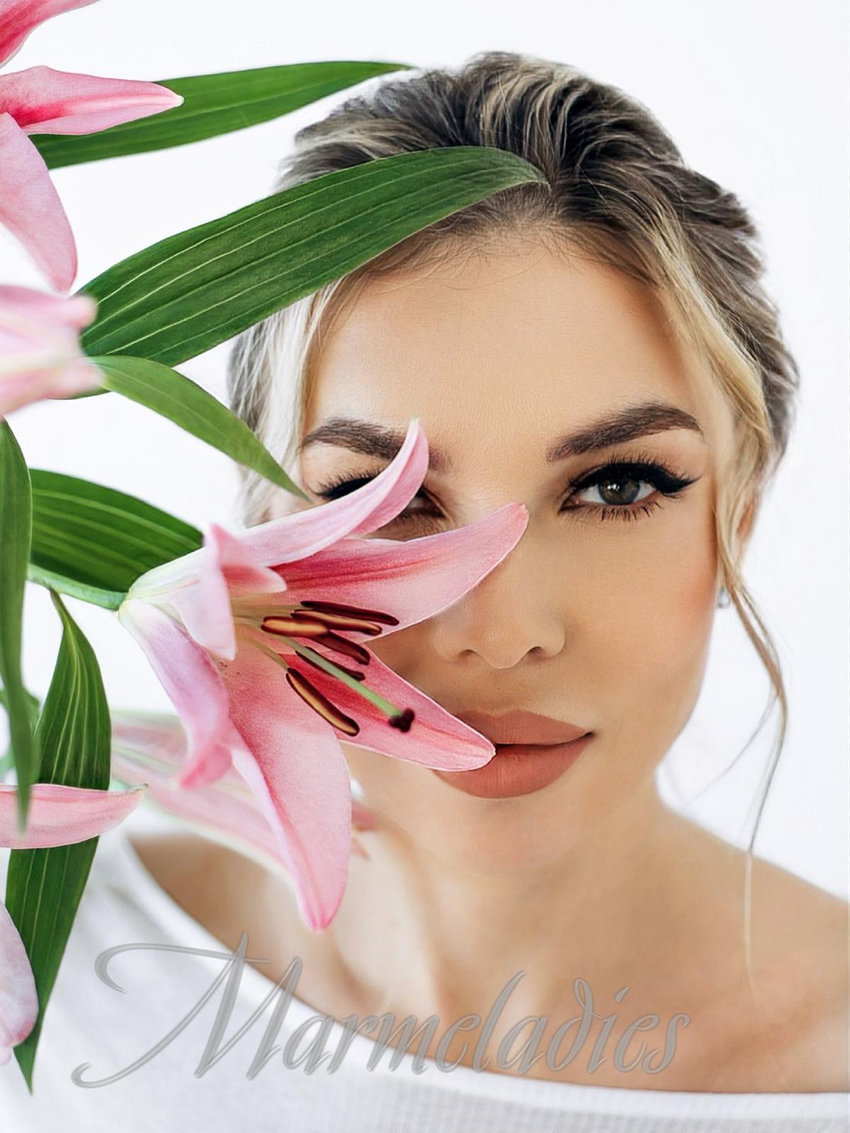  Kateryna, 42 yrs.old from Kiev, Ukraine