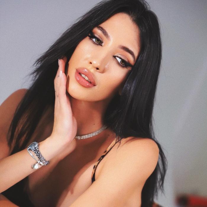 Gorgeous miss Alina, 27 yrs.old from Mykolaiv, Ukraine