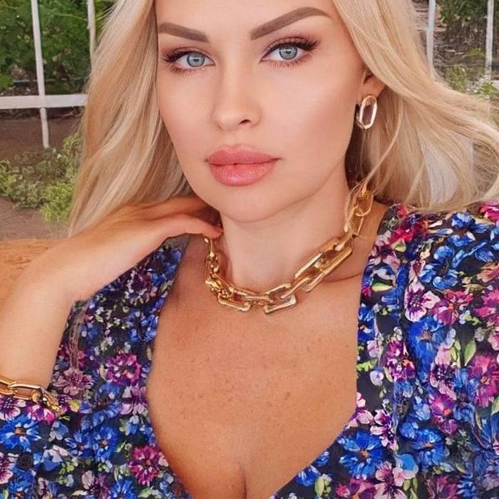 Gorgeous miss Galina, 44 yrs.old from Odesa, Ukraine