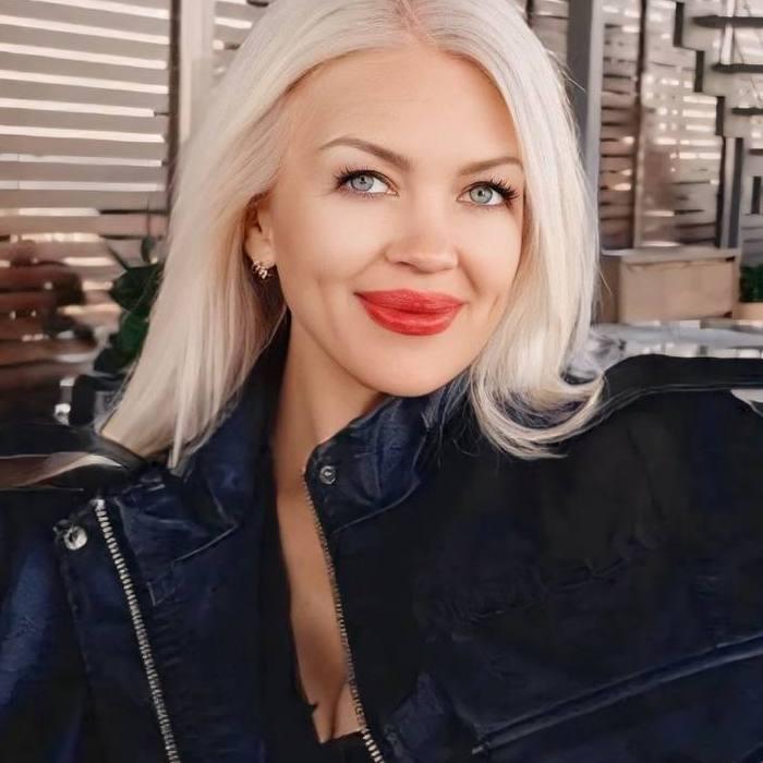 Sexy girlfriend Natalia, 42 yrs.old from Yuzhnyi, Ukraine