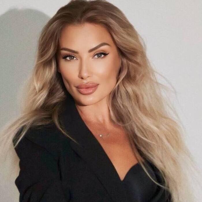 Nice mail order bride Olena, 46 yrs.old from Odessa, Ukraine