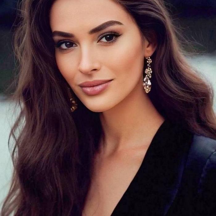 Nice woman Julia, 36 yrs.old from Zurich, Switzerland