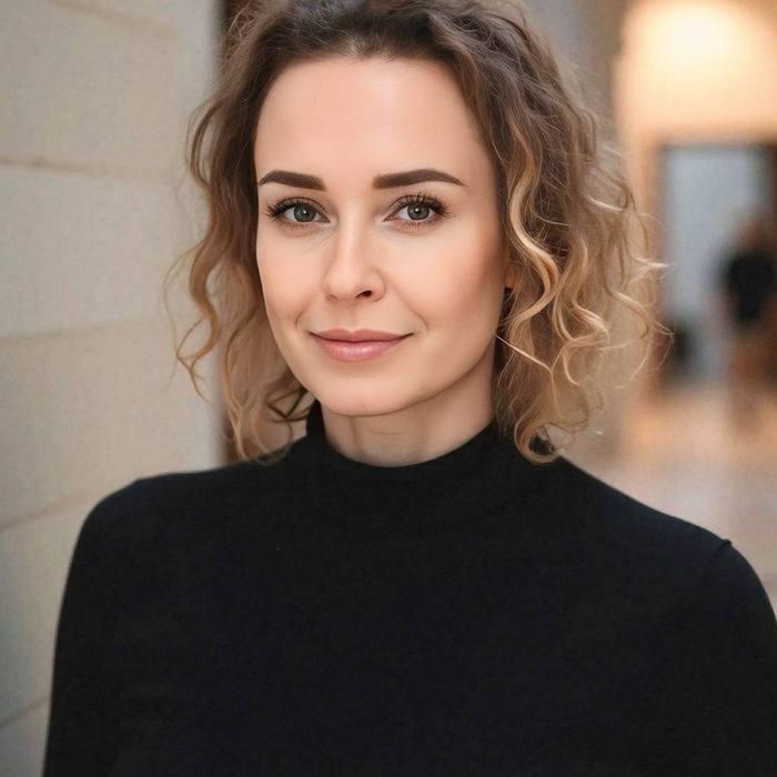 Gorgeous girl Olga, 54 yrs.old from Cannes, France