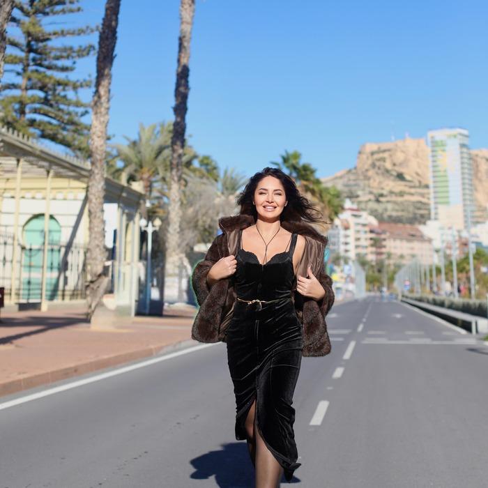 Beautiful lady Aziza, 44 yrs.old from Alicante, Spain Beautiful lady Aziza, 44 yrs.old from Alicante, Spain