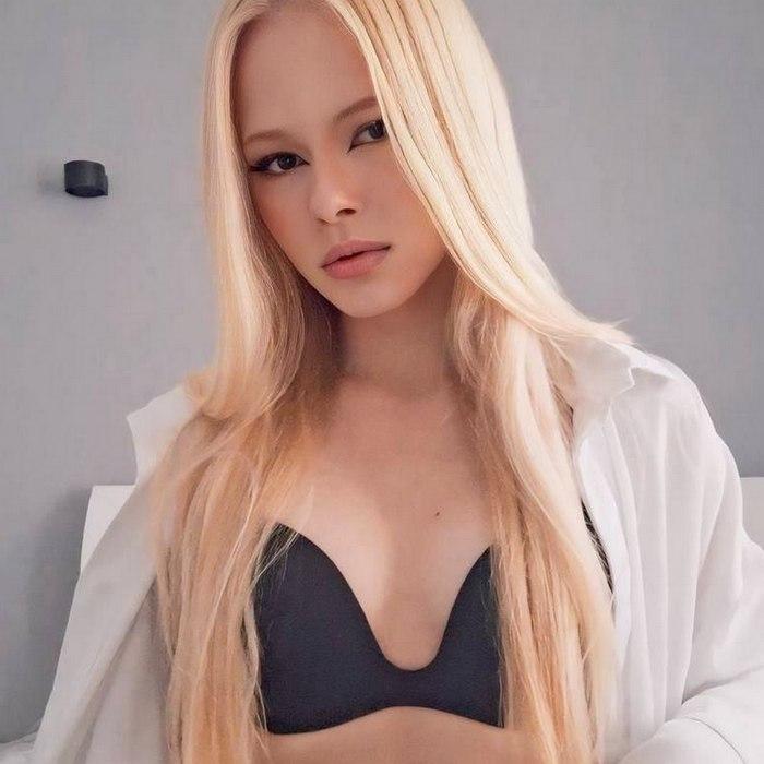 Beautiful miss Roksolana, 19 yrs.old from Ivano- Frankovsk, Ukraine