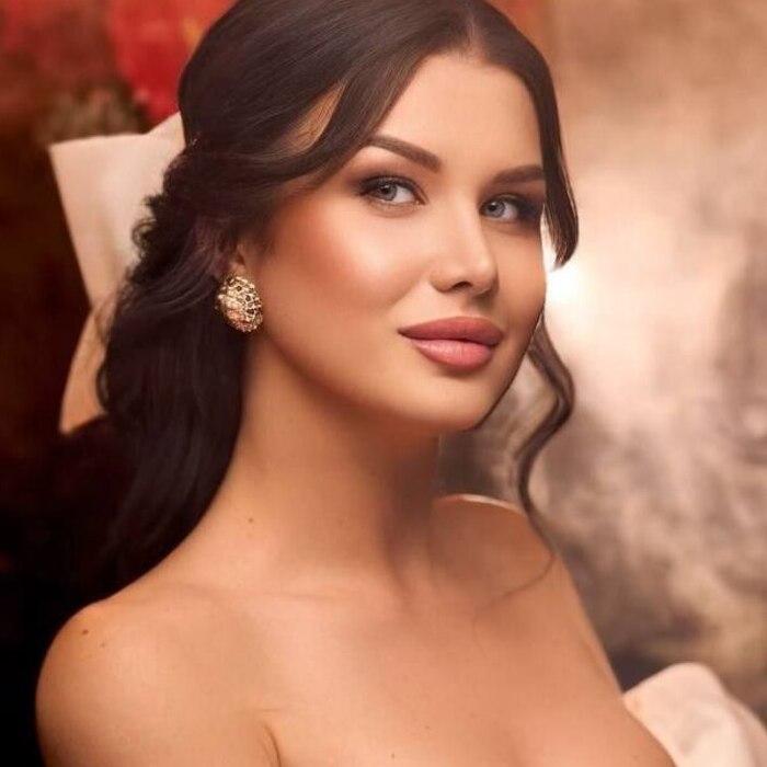 Amazing lady Elena, 31 yrs.old from Poltava, Ukraine