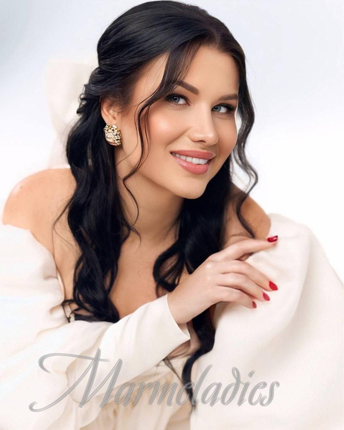Beautiful miss Elena, 31 yrs.old from Poltava, Ukraine