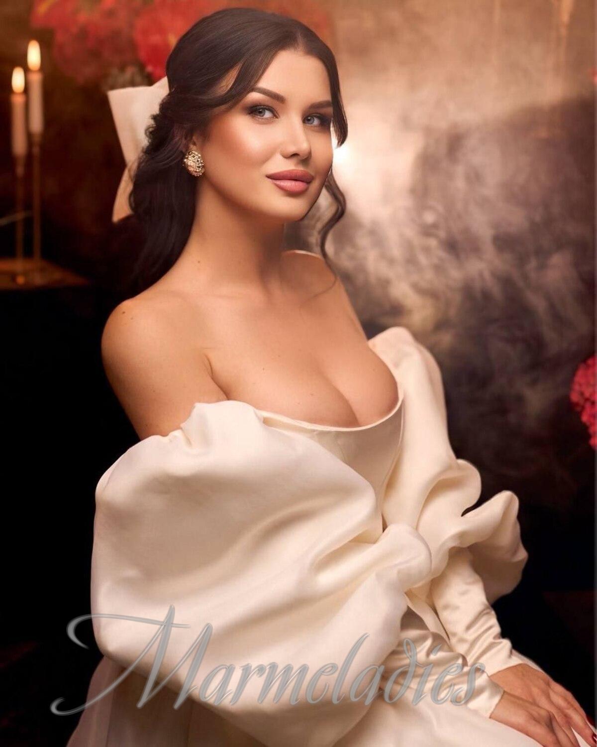 Single lady Elena, 31 yrs.old from Poltava, Ukraine