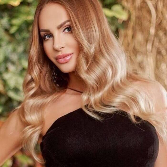 Charming miss Lyudmila, 38 yrs.old from Zvyagel, Ukraine