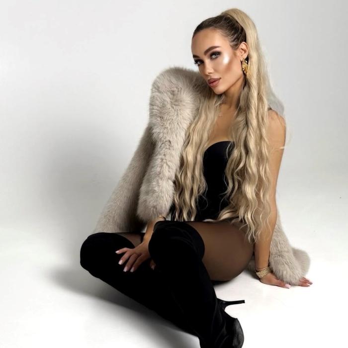 Charming girlfriend Liza, 29 yrs.old from Kyiv, Ukraine