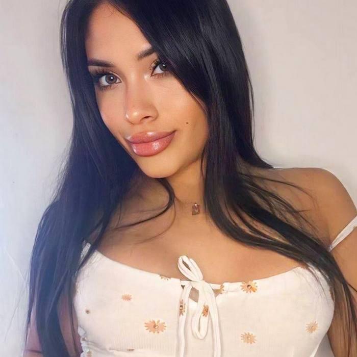 Hot wife Milagros, 25 yrs.old from Buenos Aires, Argentina Hot wife Milagros, 25 yrs.old from Buenos Aires, Argentina