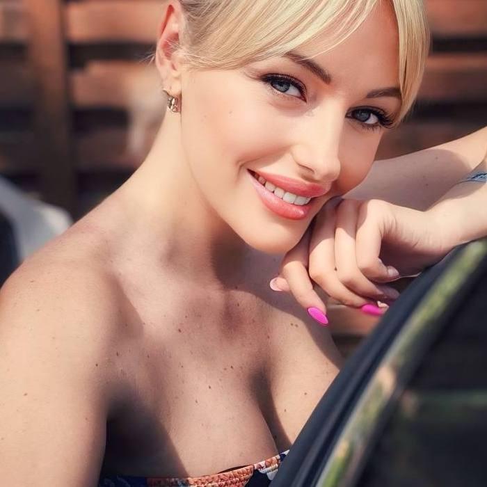 Charming pen pal Victoria, 41 yrs.old from Dnipro, Ukraine