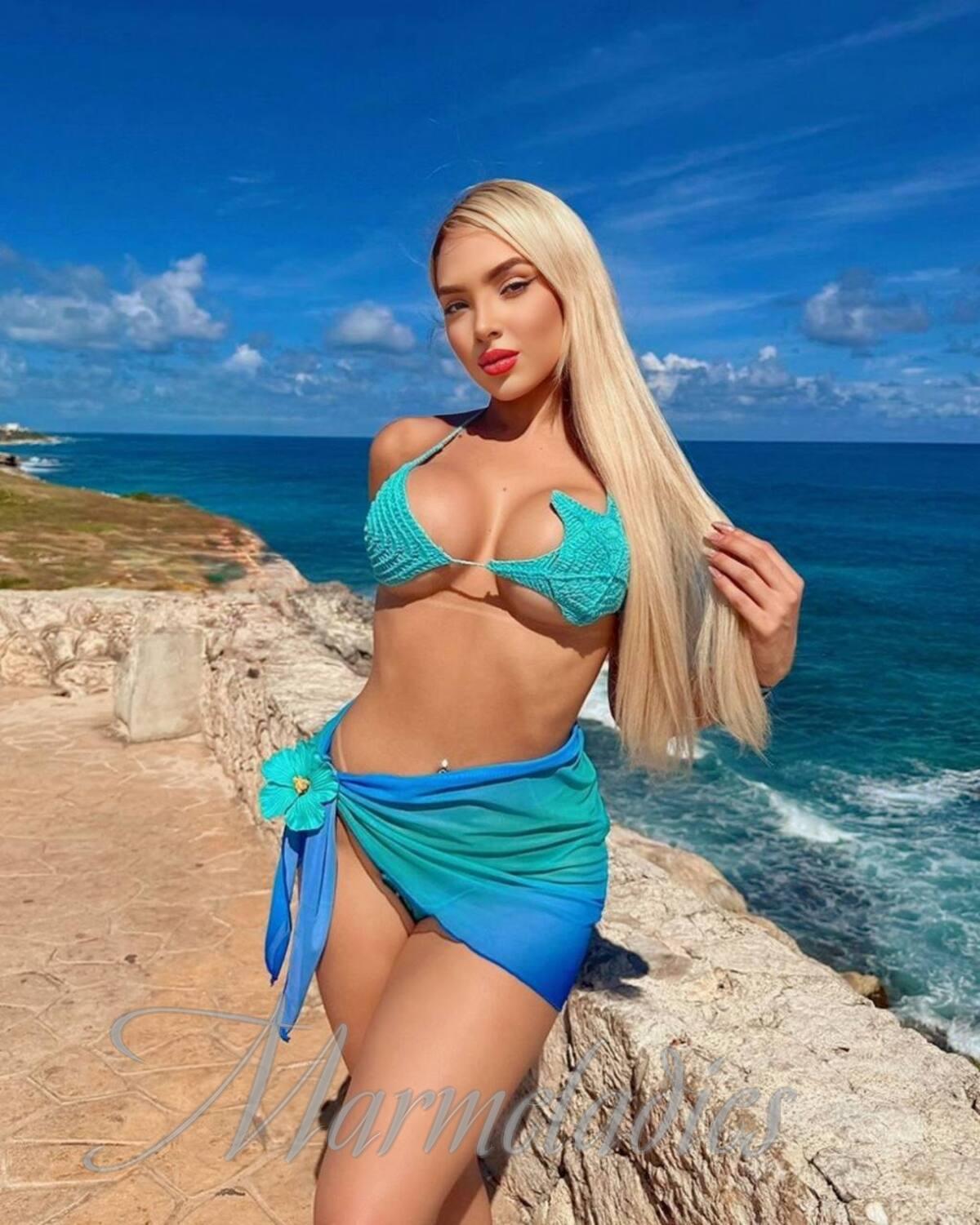 Nice mail order bride Caroline, 23 yrs.old from Sao Paulo, Brazil