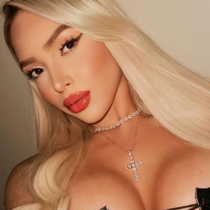 Gorgeous mail order bride Caroline, 23 yrs.old from Sao Paulo, Brazil