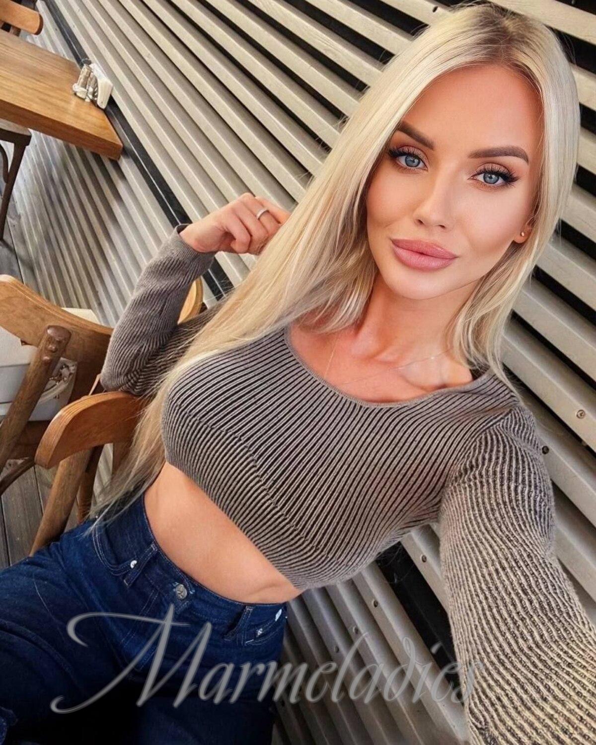 Single bride Julianna, 33 yrs.old from Brussel, Belgium