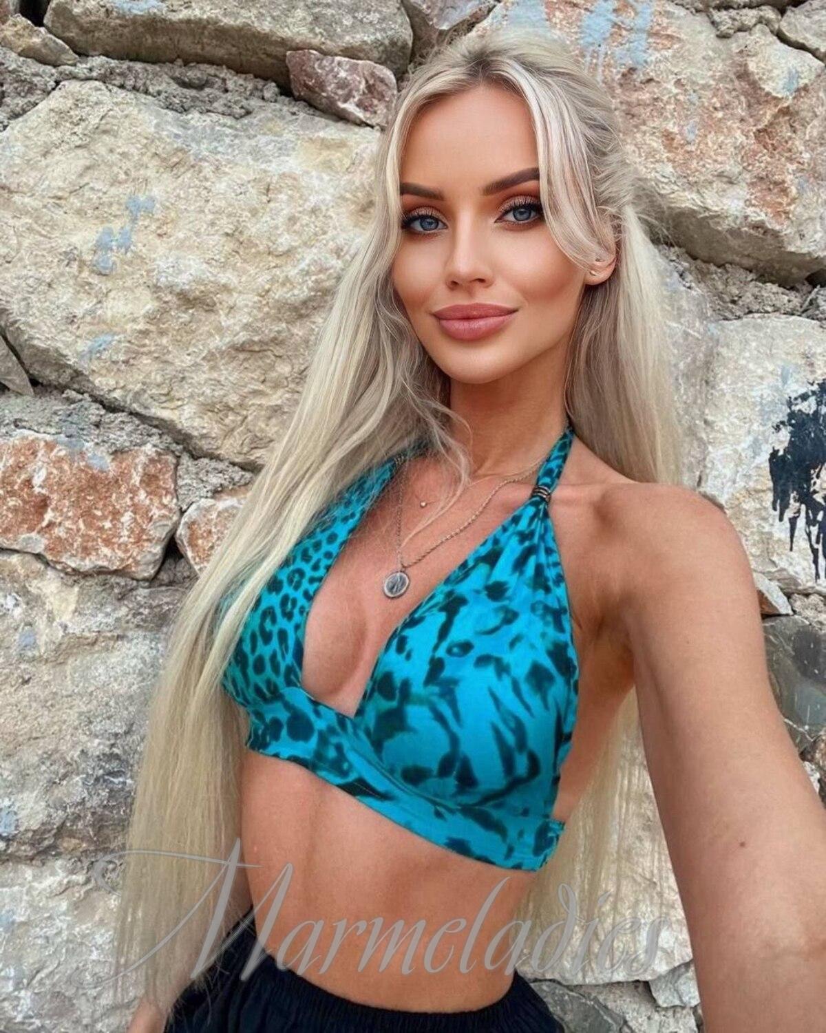 Charming bride Julianna, 33 yrs.old from Brussel, Belgium