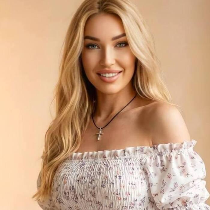 Amazing girl Diana, 32 yrs.old from Kiev, Ukraine