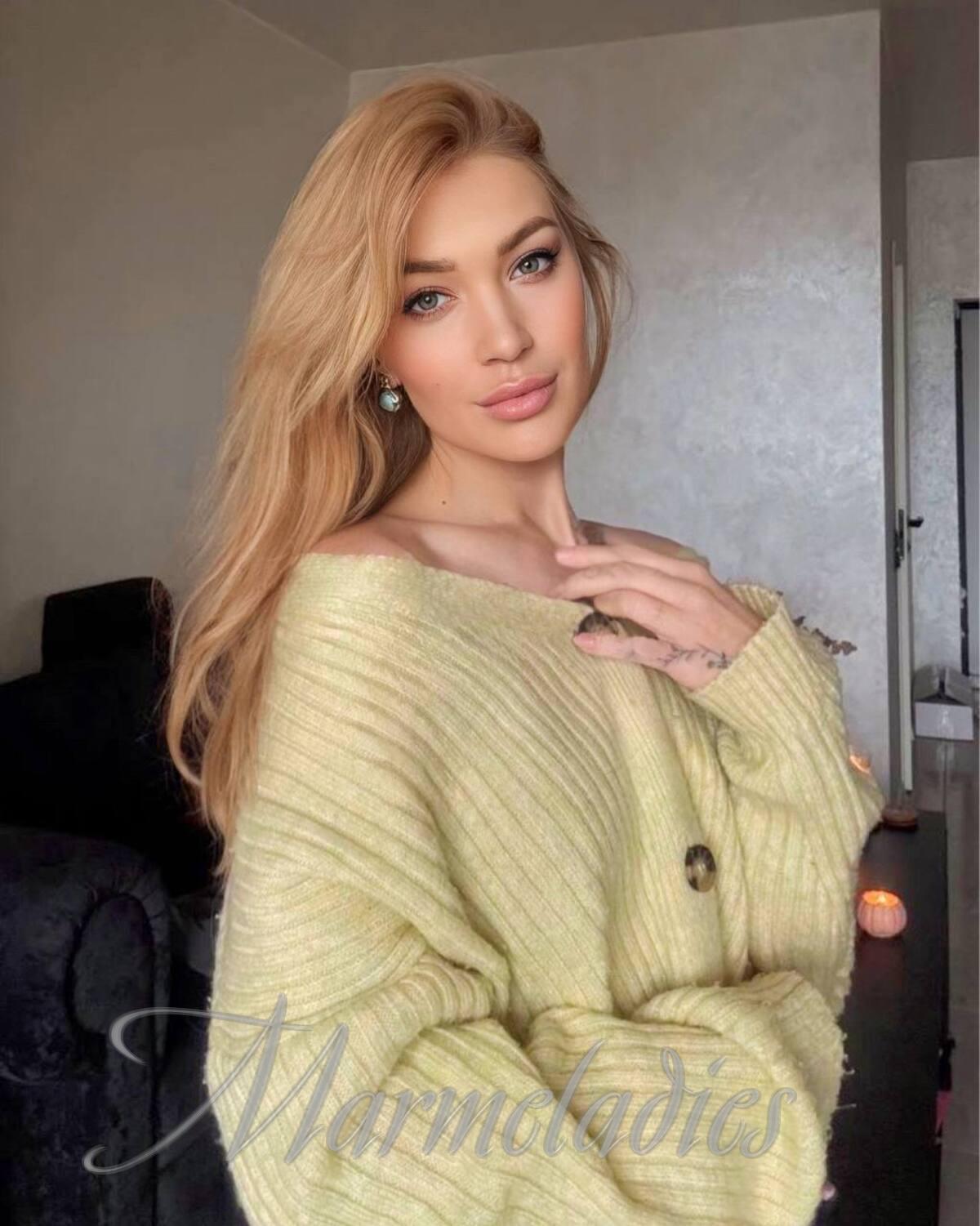 Amazing lady Diana, 32 yrs.old from Kiev, Ukraine