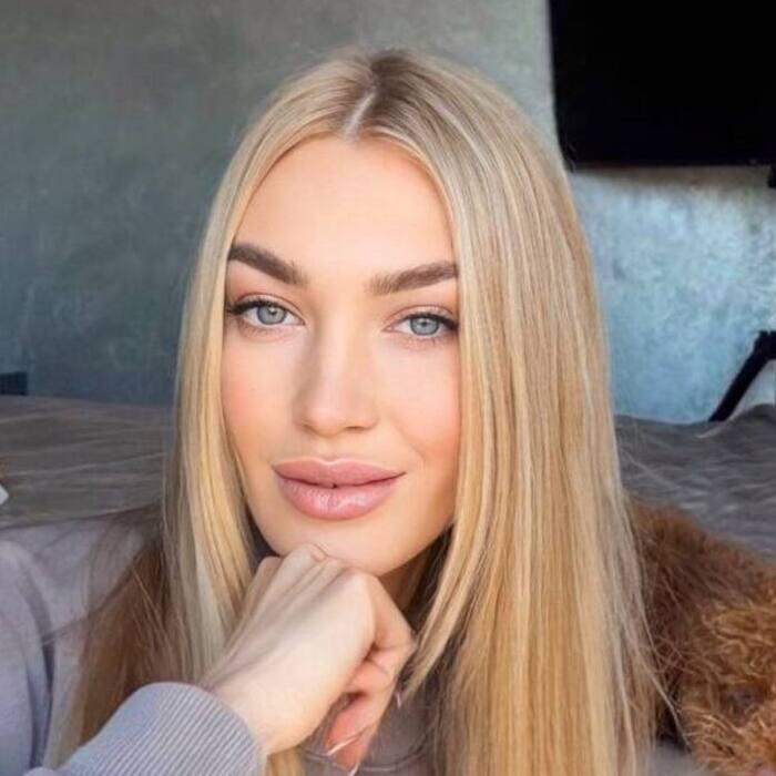 Beautiful lady Diana, 32 yrs.old from Kiev, Ukraine