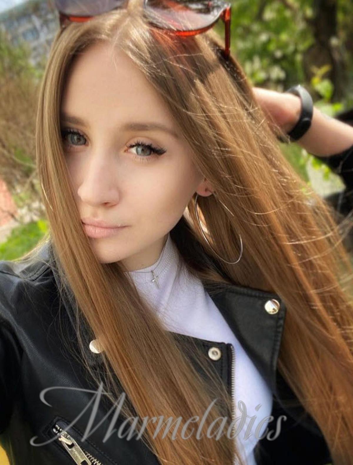 Amazing lady Elina, 30 yrs.old from Tiraspol, Moldova