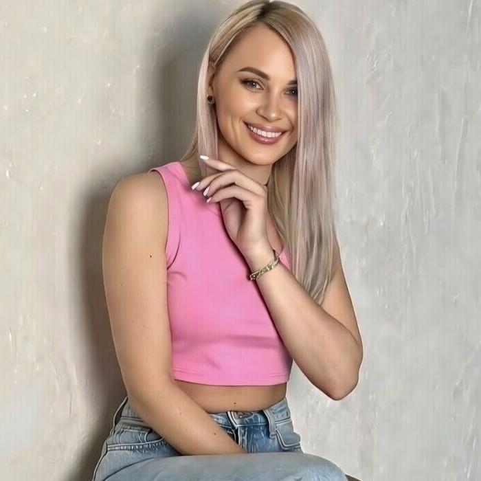 Amazing miss Halyna, 44 yrs.old from Odessa, Ukraine