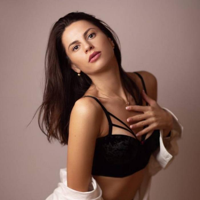 Gorgeous girlfriend Oksana, 39 yrs.old from Eastern Europe
