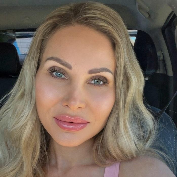 Sexy girlfriend Elena, 51 yrs.old from Kiev, Ukraine