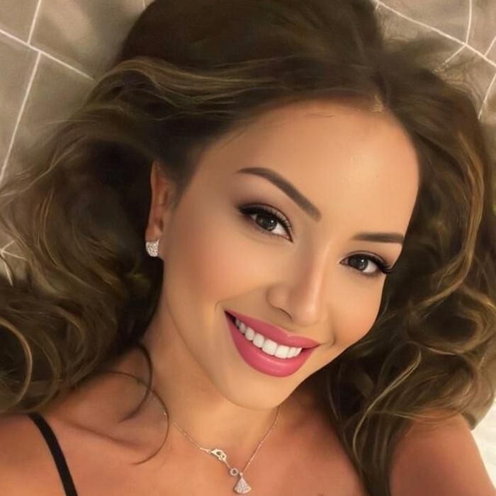 Gorgeous girlfriend Madina, 34 yrs.old from Almaty, Kazakhstan