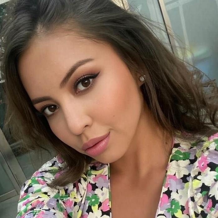 Pretty girlfriend Madina, 34 yrs.old from Almaty, Kazakhstan