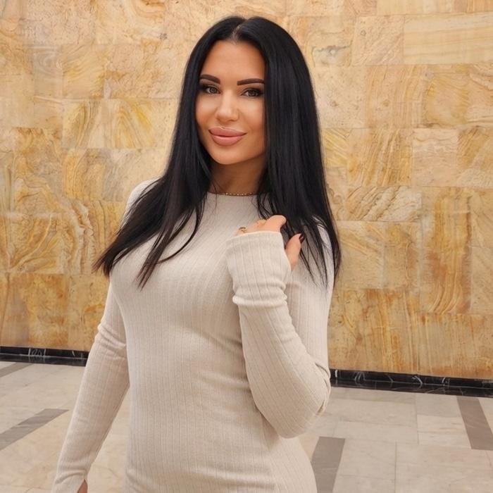 Pretty girlfriend Anna, 48 yrs.old from Dnepr, Ukraine