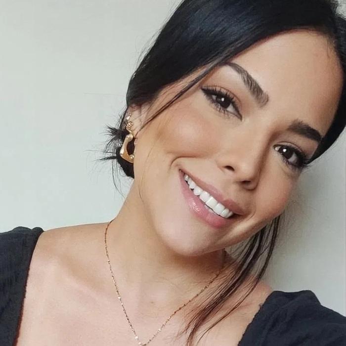 Amazing pen pal Scarlett, 34 yrs.old from Caracas, Venezuela