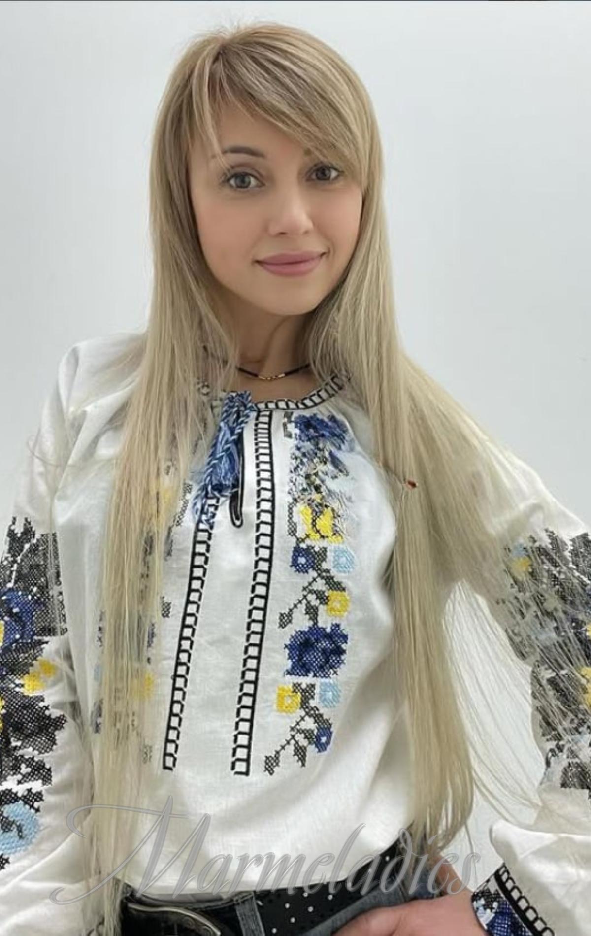 Amazing mail order bride Natalia, 44 yrs.old from Kharkiv, Ukraine