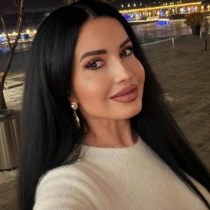 Beautiful bride Oksana, 44 yrs.old from Lviv, Ukraine