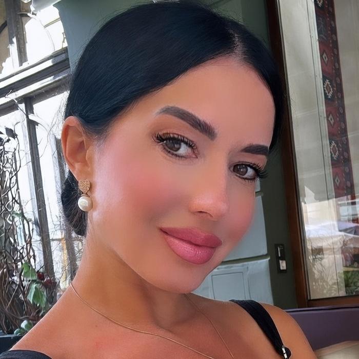 Charming mail order bride Oksana, 44 yrs.old from Lviv, Ukraine