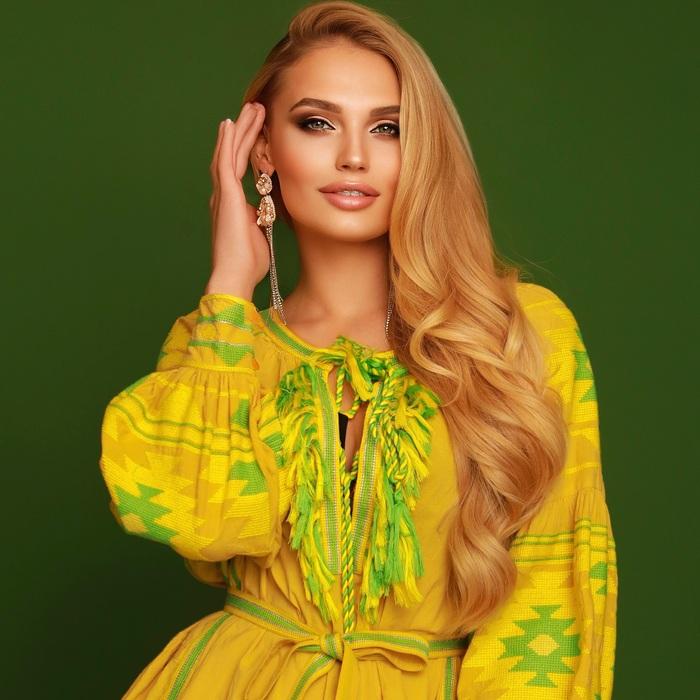 Pretty girlfriend Alina, 34 yrs.old from Nurnberg, Germany