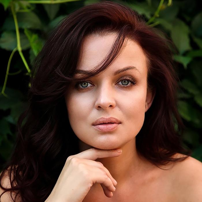 Single girlfriend Irina, 46 yrs.old from Eastern Europe