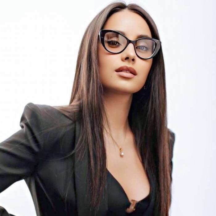 Pretty girlfriend Yana, 34 yrs.old from Zaporozhye, Ukraine