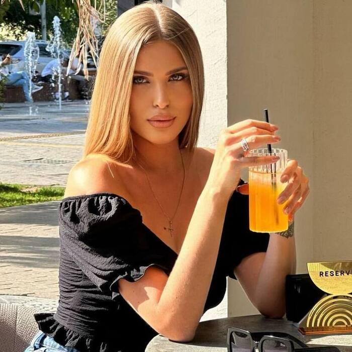 Amazing wife Louisa, 27 yrs.old from Kiev, Ukraine