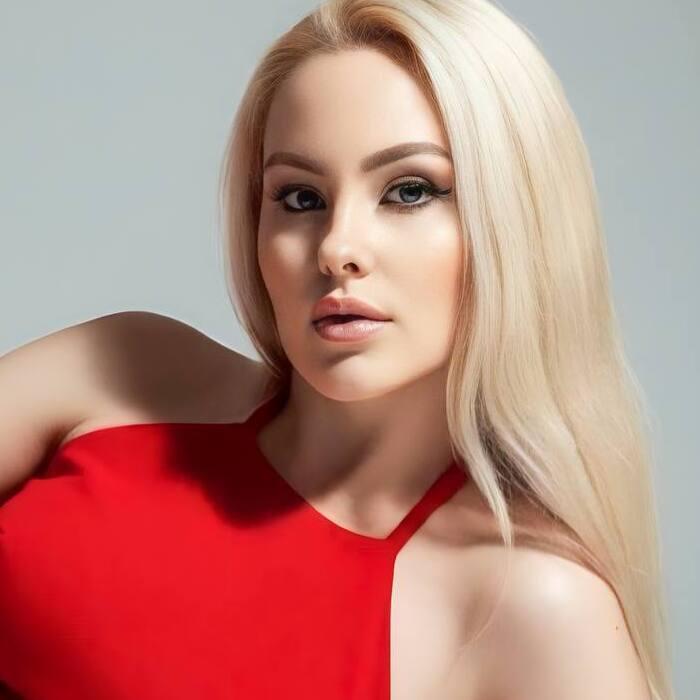 Beautiful wife Victoria, 28 yrs.old from Yuzhnoukrainsk, Ukraine Beautiful wife Victoria, 28 yrs.old from Yuzhnoukrainsk, Ukraine