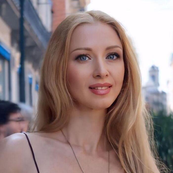 Beautiful lady Mariia, 40 yrs.old from Brussels, Belgium