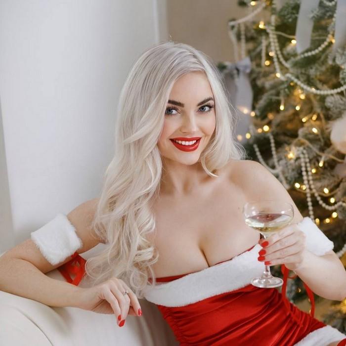 Hot wife Julia, 40 yrs.old from Kyiv, Ukraine