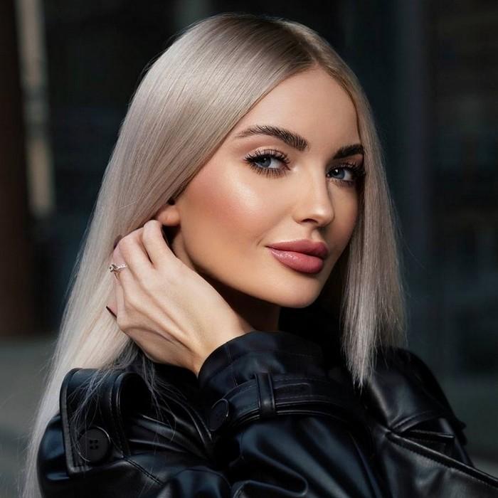 Beautiful wife Julia, 40 yrs.old from Kyiv, Ukraine