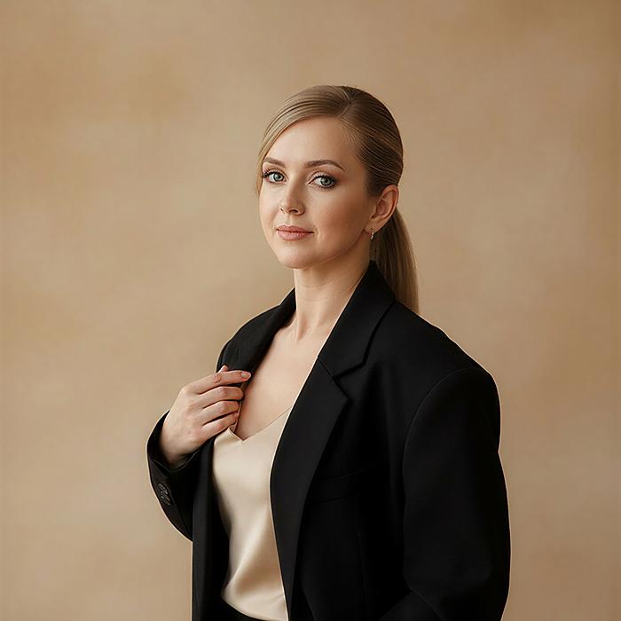 Charming wife Olga, 45 yrs.old from Eastern Europe Charming wife Olga, 45 yrs.old from Eastern Europe