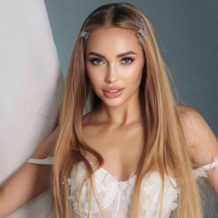 Sexy bride Svitlana, 26 yrs.old from Kiev, Ukraine